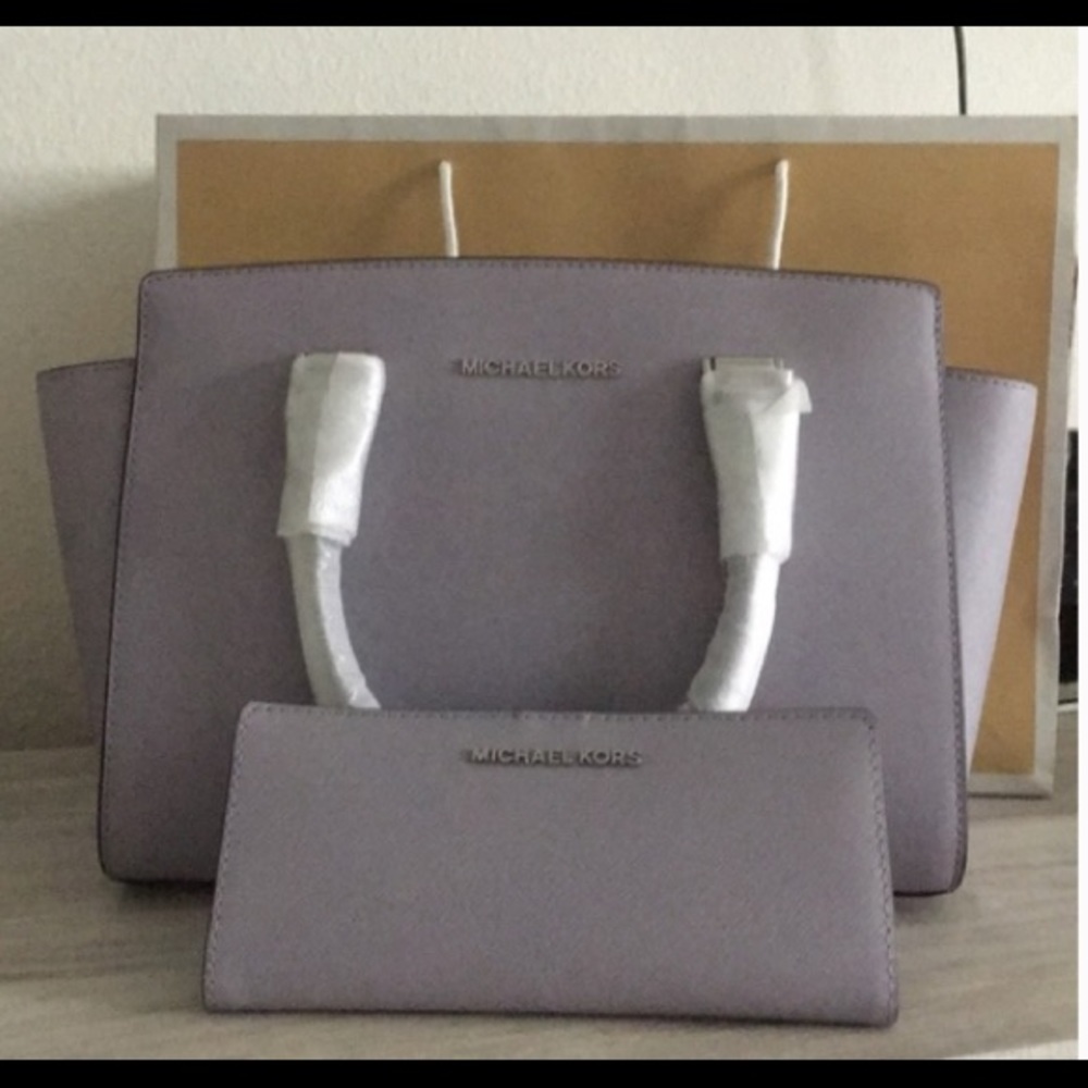Michael Kors Selma Medium Handbag